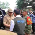 Wali Kota Palembang, Drs. Ratu Dewa, MSi mendampingi Menteri Koordinator Bidang Politik dan Keamanan (Menko Polkam) Jenderal TNI (Purn.) Djamari Chaniago dalam kunjungan kerja ke Provinsi Sumatera Selatan, Jumat (18/9/2026). Foto: Kominfo Palembang.
