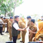 Gubernur Sumsel Herman Deru saat meninjau Posko Siaga Karhutla di Kantor Camat Kertapati, Palembang, Senin (7/9/2026). Foto: Humas Pemprov Sumsel.