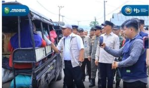 Gubernur Sumsel, Herman Deru melanjutkan peninjauan jalan ruas Pagaralam-Tanjung Raja. Foto: Humas Pemprov Sumsel.