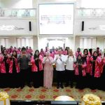 Ketua Badan Kerja Sama Organisasi Wanita (BKOW) Provinsi Sumatera Selatan, Lidyawati Cik Ujang menghadiri pelantikan pengurus Cabang Ikatan Wanita Sulawesi Selatan (IWSS) Palembang periode 2026–2031 yang digelar di kantor Wali Kota Palembang, Rabu (28/10/2026). Foto: Humas Pemprov Sumsel.