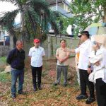 Asisten II Bidang Perekonomian dan Pembangunan Setda Kota Palembang, Isnaini Madani kembali melanjutkan peninjauan titik rawan genangan air di Wilayah kota Palembang, Rabu (28/10/2026). Foto: Kominfo Palembang.