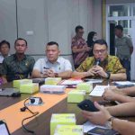Rapat Sosialisasi Rencana Drainase yang akan diterapkan dalam site plan atas nama PT Optimis Sebiduk Semare/Imam dan PT Ciputra Askara Gemilang/Rizka Mawaddah, Kamis (22/10/2026). Foto: Kominfo Palembang.