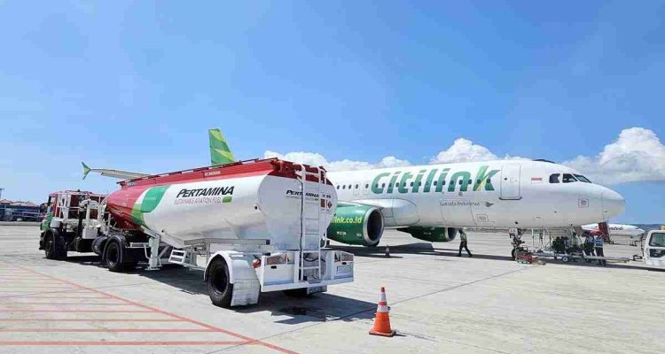 Pertamina Patra Niaga menyalurkan produk bahan bakar bioavtur atau Sustainable Aviation Fuel (SAF) ke maskapai nasional Citilink.(Dok. Pertamina Patra Niaga/Kompas.com )