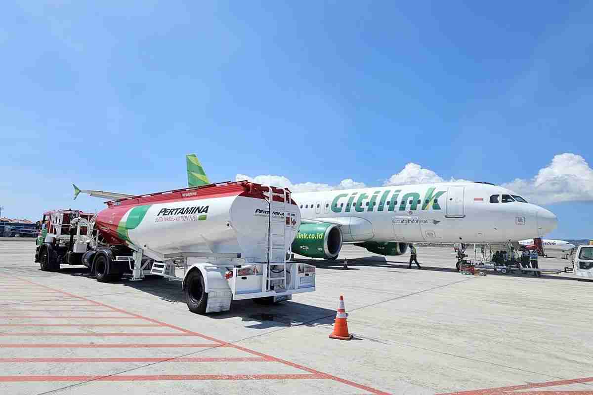 Pertamina Patra Niaga menyalurkan produk bahan bakar bioavtur atau Sustainable Aviation Fuel (SAF) ke maskapai nasional Citilink.(Dok. Pertamina Patra Niaga/Kompas.com )