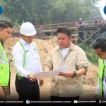 Gubernur Sumatera Selatan (Sumsel), H. Herman Deru melakukan groundbreaking pembangunan Jembatan Air Arisan Mendang di Desa Penyandingan, Kecamatan Sungai Pinang, Kabupaten Ogan Ilir, Kamis (1/10/2026). Foto: Humas Pemprov Sumsel.