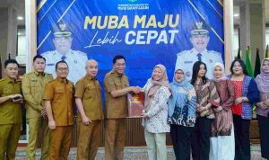 Bupati Muba, HM Toha menyambut tim BPK Sumsel, Selasa (27/10/2026). Foto: Kominfo Muba.